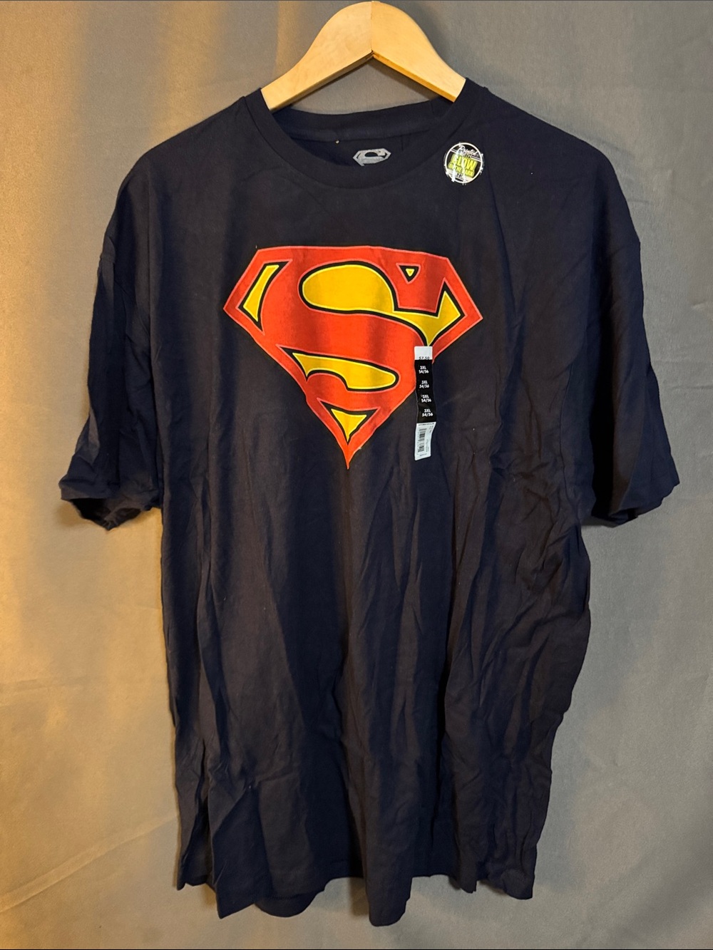 DC Comics Navy Short-Sleeve T-Shirt with Red and Yellow Superman Shield